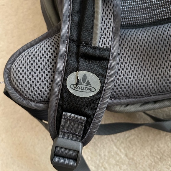 Vaude Small Backpack - Picture 10 of 11